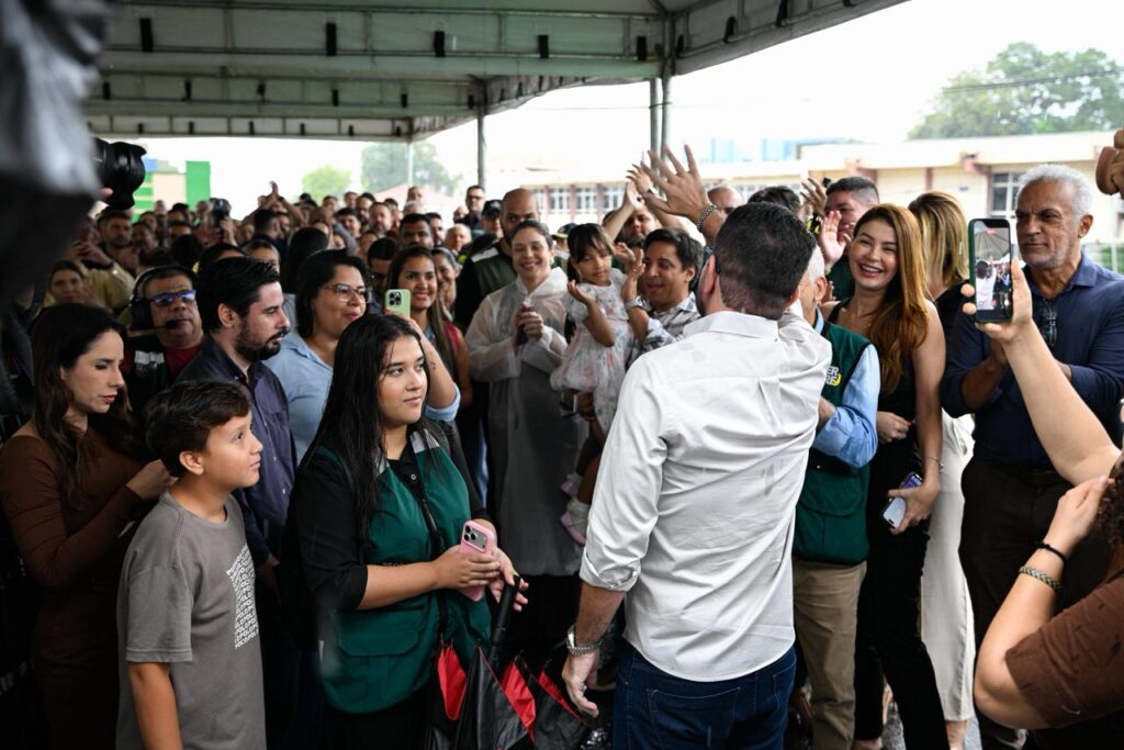 Camelí agradeceu à equipe responsável pela execução da obra, que vai garantir mais fluidez ao trânsito da capital. Foto: Clemerson Ribeiro/Secom