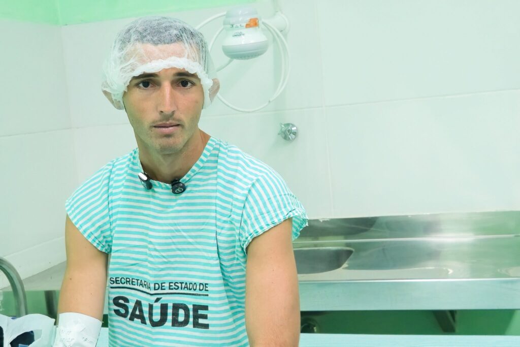 Davi Lima Valter: “Uma grande conquista poder fazer esse procedimento aqui, sem precisar ir até Rio Branco”. Foto: Marcos Santos/Secom