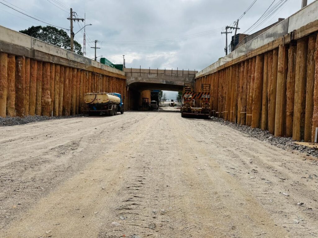 Trecho da Avenida Ceará passa por testes de drenagem. Foto: Luis Oliviera/Seop