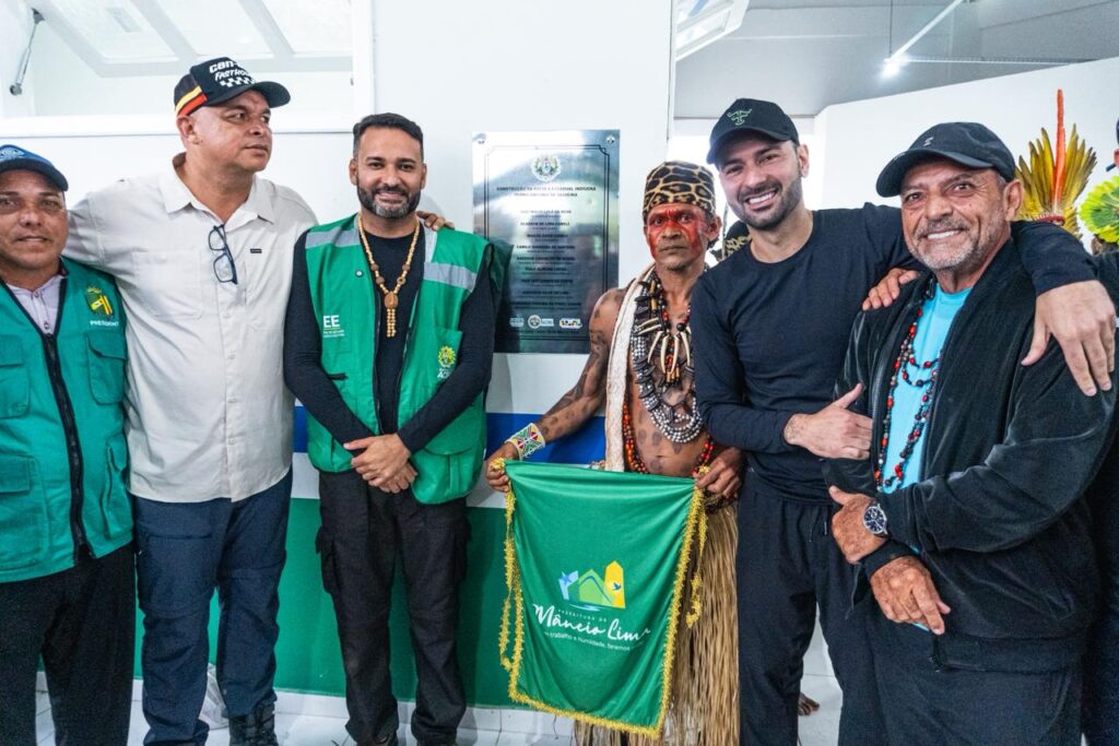 Inauguração da nova escola foi uma grande festa para a comunidade. Foto: Diego Silva/Secom