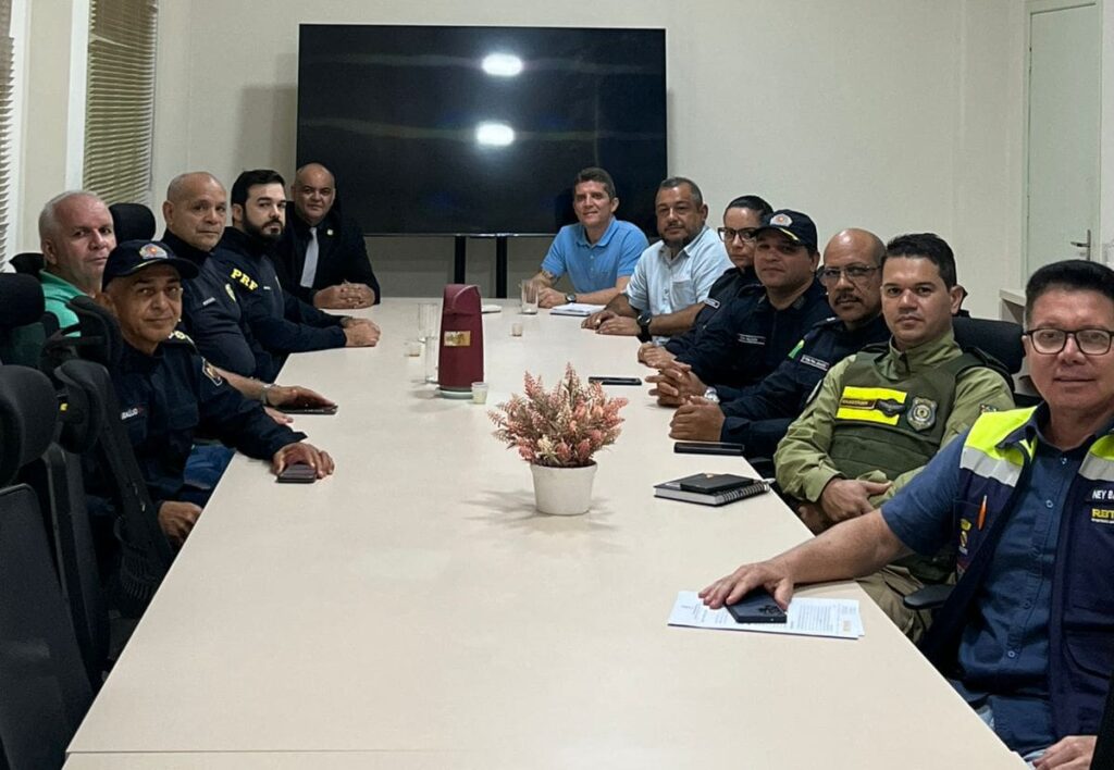 Reunião coordenada pela Segov define plano de ação para a política de transporte intermunicipal, com ações já em andamento neste mês de abril. Foto: cedida.