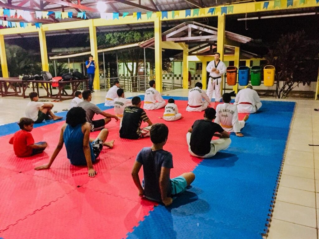 Ribeiro conta que uma das experiências mais marcantes foi acompanhar a evolução dos alunos, crianças e adolescentes que chegavam muitas vezes sem perspectiva. Foto: Arquivo pessoal
