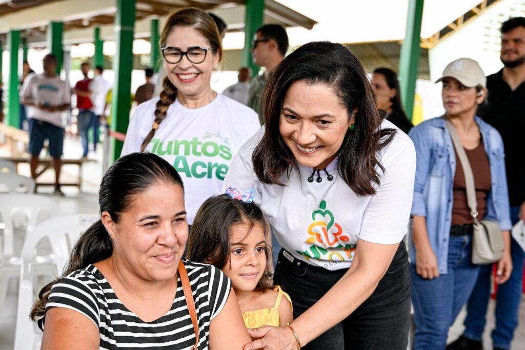 Programa Juntos Pelo Acre é uma das principais ações da vice-governadora. Foto: Clemerson Ribeiro/Secom.